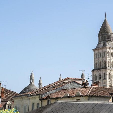 Logis Des Halles Du Coderc Lejlighed Périgueux Eksteriør billede