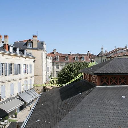 Logis Des Halles Du Coderc Lejlighed Périgueux Eksteriør billede