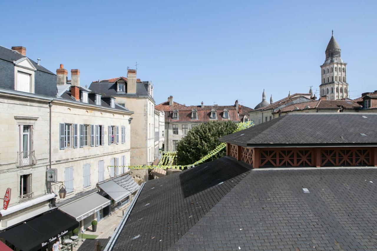 Logis Des Halles Du Coderc Lejlighed Périgueux Eksteriør billede